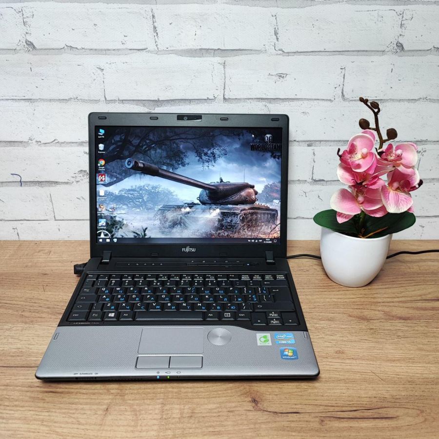 Ноутбук Б/В Fujitsu P702, Intel Core i5-3210M, DDR3 8GB, HDD 750GB, 12" HD