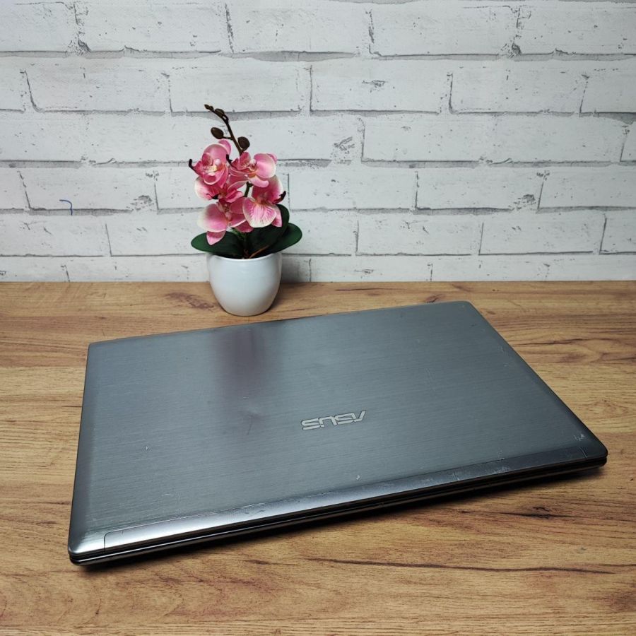 Ноутбук Б/В ASUS N73J, Intel Core i5-460M, DDR3 8 GB, SSD 128GB + HDD 250GB, NVIDIA GeForce 425M 1Gb, 17.3"