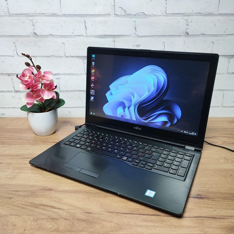 Уцінка! Ноутбук Б/В Fujitsu U747, Intel Core i5-8350U, DDR4 16 GB, SSD 256GB, 14" Full HD