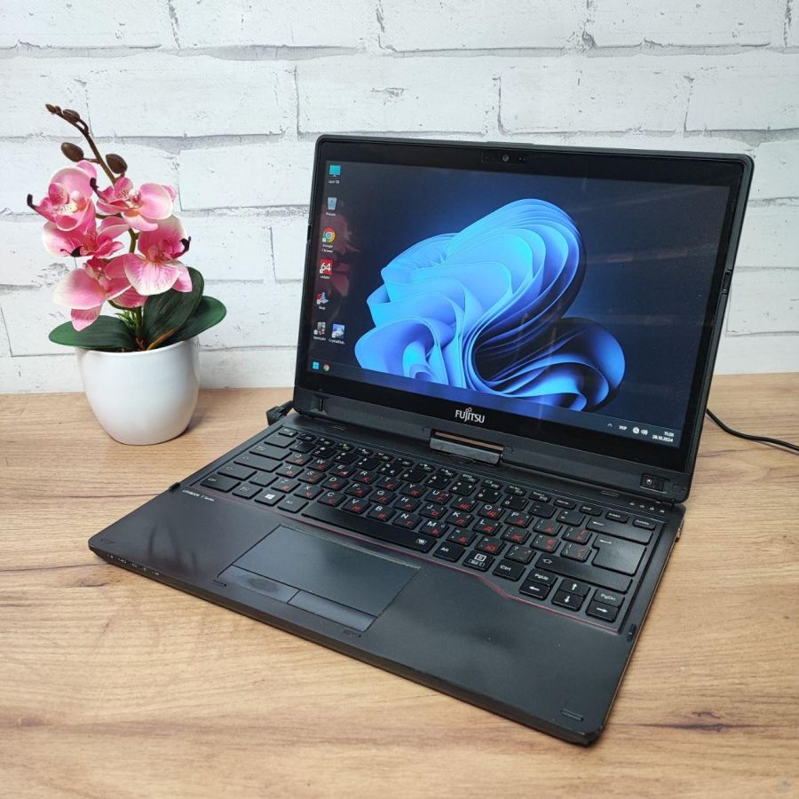 Ноутбук Б/В Fujitsu T937, Intel Core i5-7300U, DDR4 8 GB, SSD 256GB, 13" Full HD Сенсор