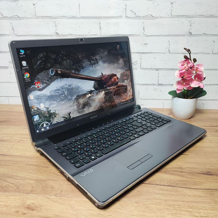 Ноутбук Б/В Sony PCG-8161M, Intel Core 2 Duo P7450, DDR2 4 GB, SSD 128GB, GT 512Mb, 17.3"