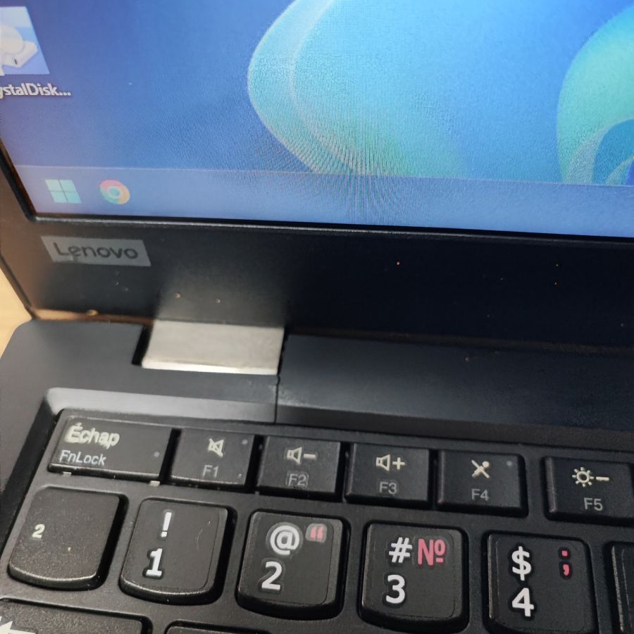 Уцінка! Ноутбук Б/В Lenovo L380, Intel Core i3-8130U, DDR4 16 GB, SSD 180GB, 13.3" HD