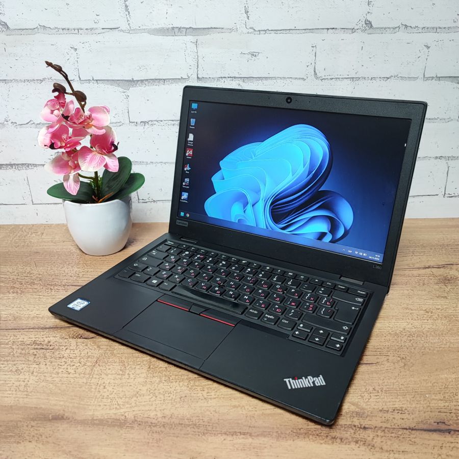 Уцінка! Ноутбук Б/В Lenovo L380, Intel Core i3-8130U, DDR4 16 GB, SSD 180GB, 13.3" HD