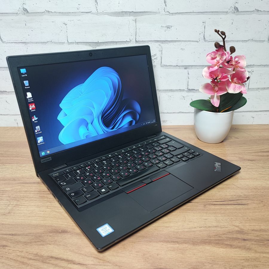 Уцінка! Ноутбук Б/В Lenovo L380, Intel Core i3-8130U, DDR4 16 GB, SSD 180GB, 13.3" HD