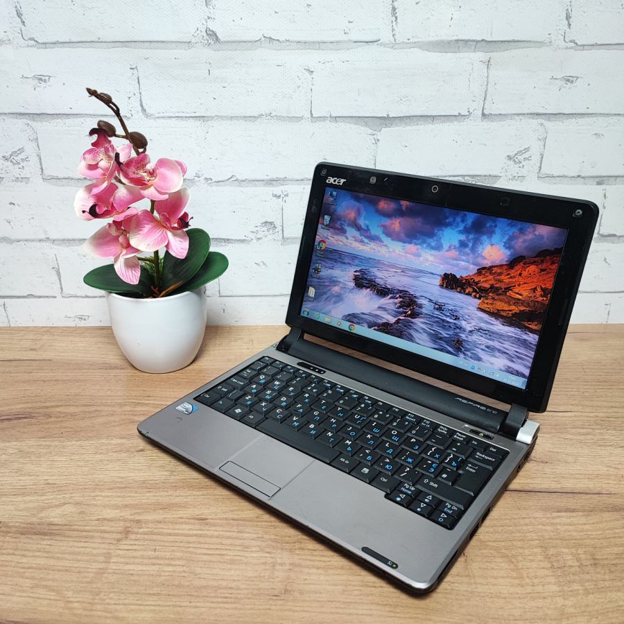 Ноутбук Б/В Acer Aspire One D250-0Bk, Intel Atom N270, DDR2 2 GB, SSD 128GB, Intel Mobile, 10.1"