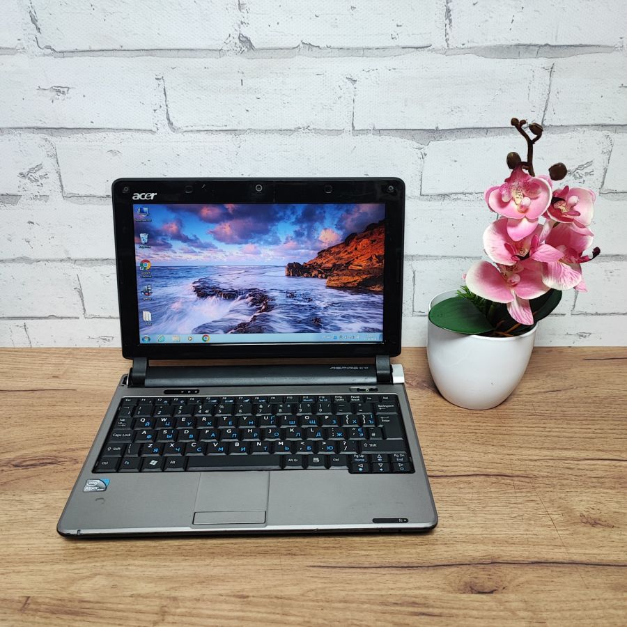 Ноутбук Б/В Acer Aspire One D250-0Bk, Intel Atom N270, DDR2 2 GB, SSD 128GB, Intel Mobile, 10.1"