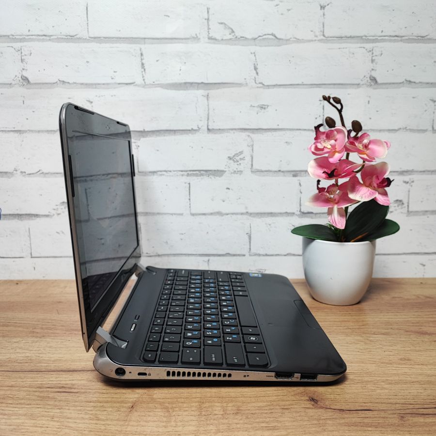 Ноутбук Б/В HP Pavilion dm1, AMD E-450, DDR3 4 GB, SSD 128GB, AMD Radeon HD 6320, 11.6" HD