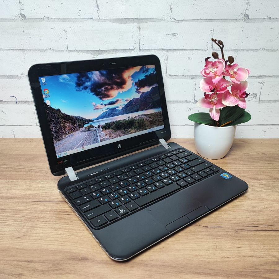 Ноутбук Б/В HP Pavilion dm1, AMD E-450, DDR3 4 GB, SSD 128GB, AMD Radeon HD 6320, 11.6" HD