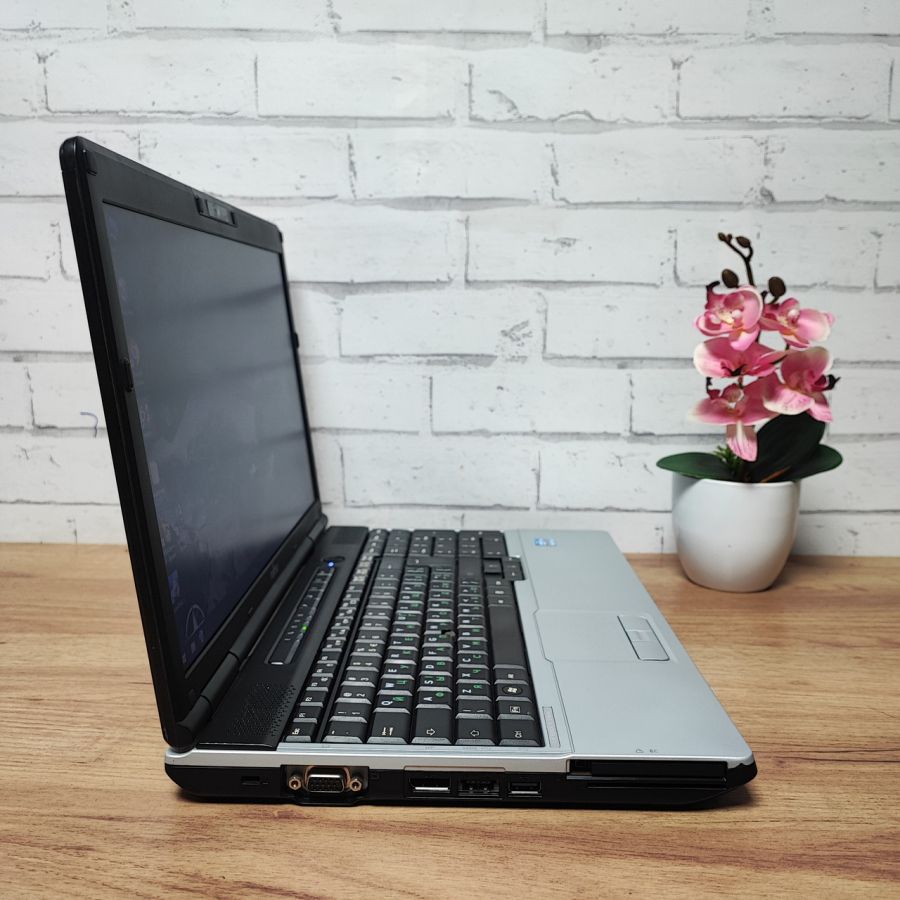 Ноутбук Б/В Fujitsu E781, Intel Core i5-2540M, DDR3 8 GB, SSD 128GB, 15.6" HD
