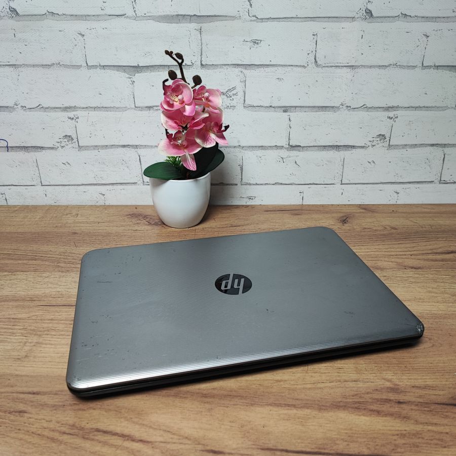 Уцінка! Ноутбук Б/В HP am-005ND, Intel Celeron N3060, DDR3 8 GB, SSD 128GB, 15.6" HD
