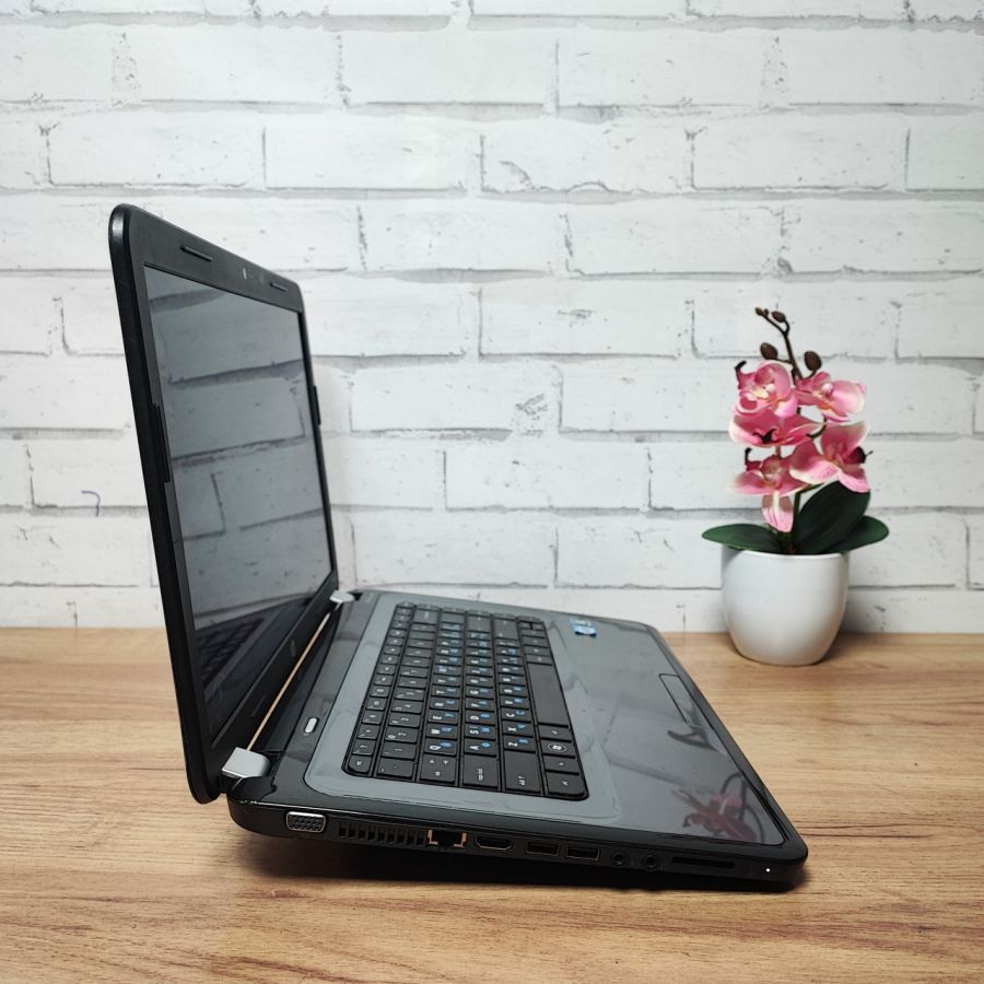 Уцінка! Ноутбук Б/В HP Pavilion g6, Intel Core i3-2330M, DDR3, SSD 128GB, 15.6" HD