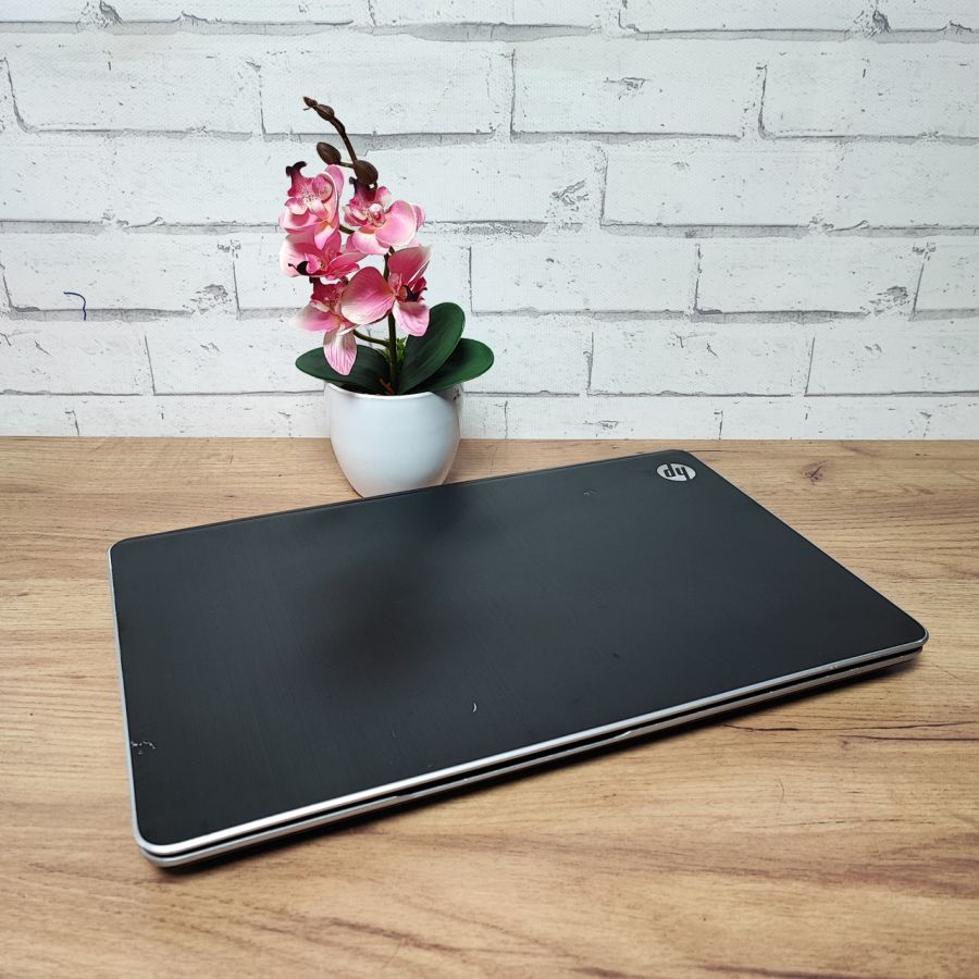 Ноутбук Б/В HP Pavilion m6, Intel Core i5-3210M, DDR3 8 GB, SSD 256GB, AMD Radeon HD 7600M 1Gb, 15.6" HD