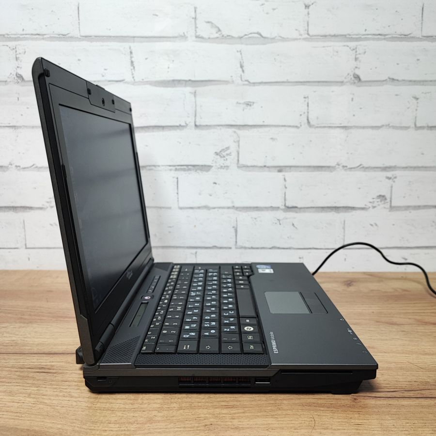 Уцінка! Ноутбук Б/В Fujitsu U9210, Intel Core 2 Duo, DDR3 4 GB, SSD 128GB, Intel Mobile HD, 13.3" HD