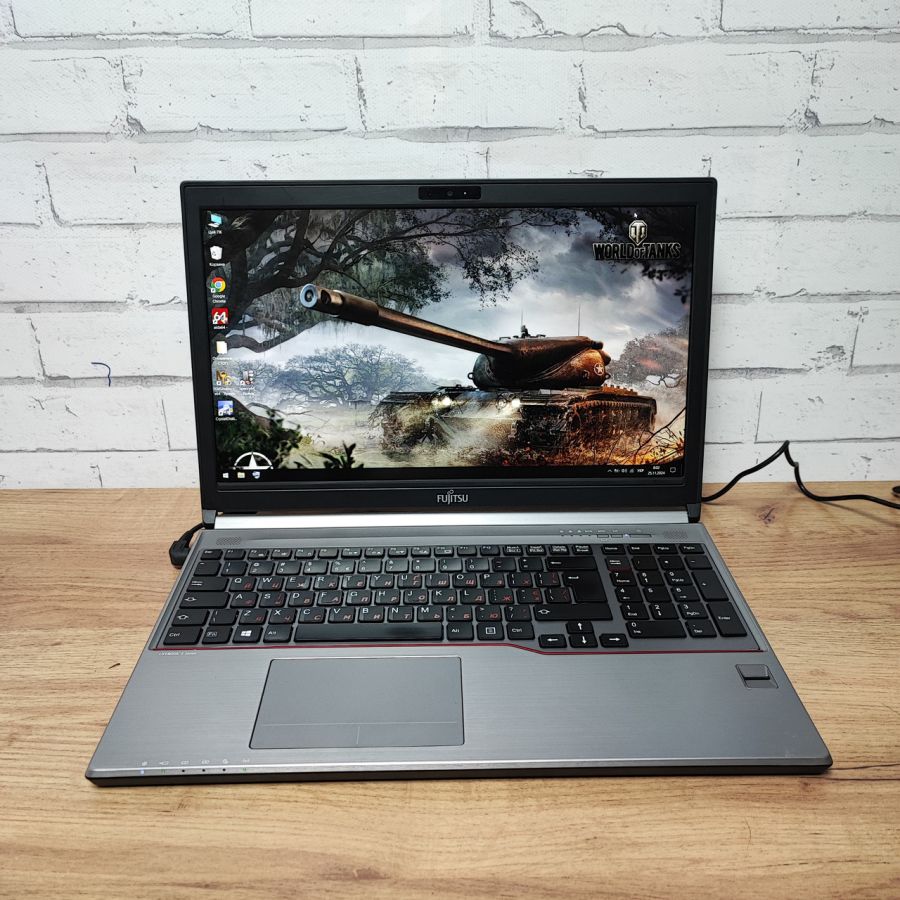 Уцінка! Ноутбук Б/В Fujitsu E754, Intel Core i5-4300M, DDR3 8 GB, SSD 128GB, 15.6" HD