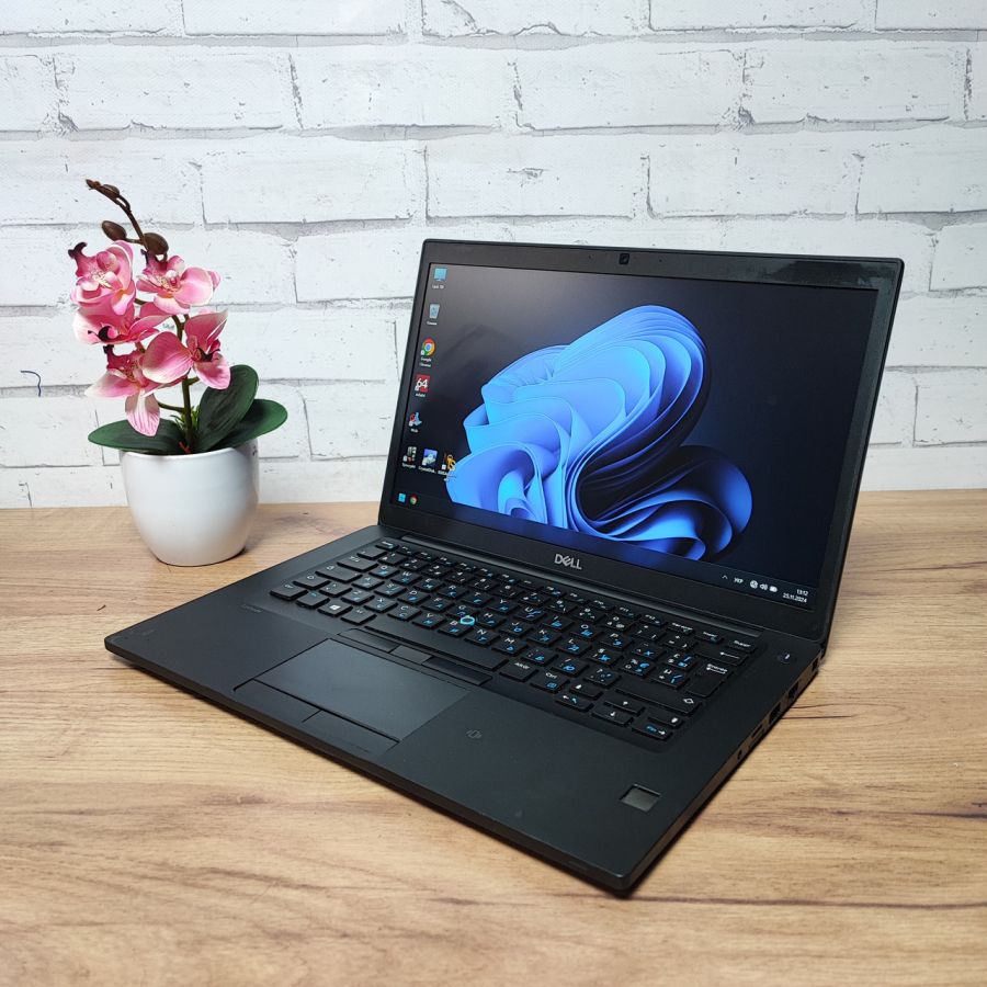Ноутбук Б/В Dell Latitude 7480, Intel Core i5-7300U, DDR4 8 GB, SSD 256GB, 14" Full HD