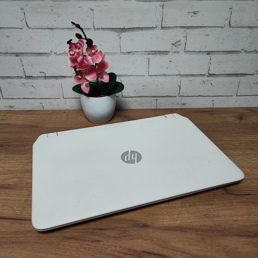 Ноутбук Б/В HP ProtectSmart, Intel Core i3-5010U, DDR3 8 GB, SSD 128GB, 15.6" HD