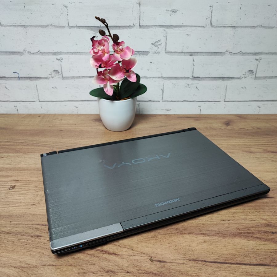 Ноутбук Б/В Medion Akoya S4216, Intel Core i3-3217U, DDR3 8 GB, SSD 128GB, 14" HD