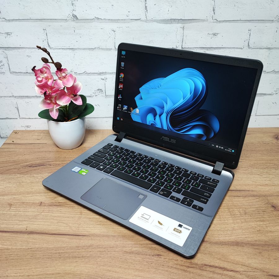 Ноутбук Б/В ASUS A407U, Intel Core i3-7020U, DDR4 16 GB, SSD 256GB, NVIDIA GeForce MX130 2GB, 14" Full HD