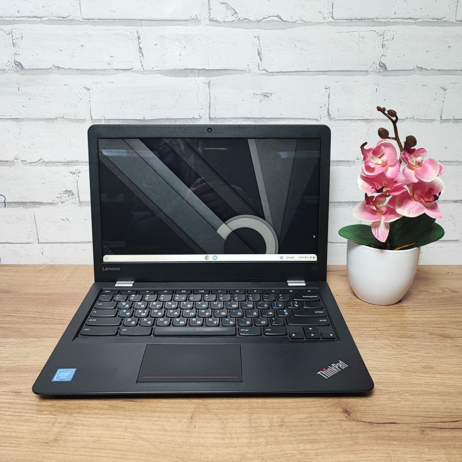 Ноутбук Б/В Lenovo 13, Intel Celeron 3855U, DDR3 4 GB, SSD 16GB, 13.3" Сенсор