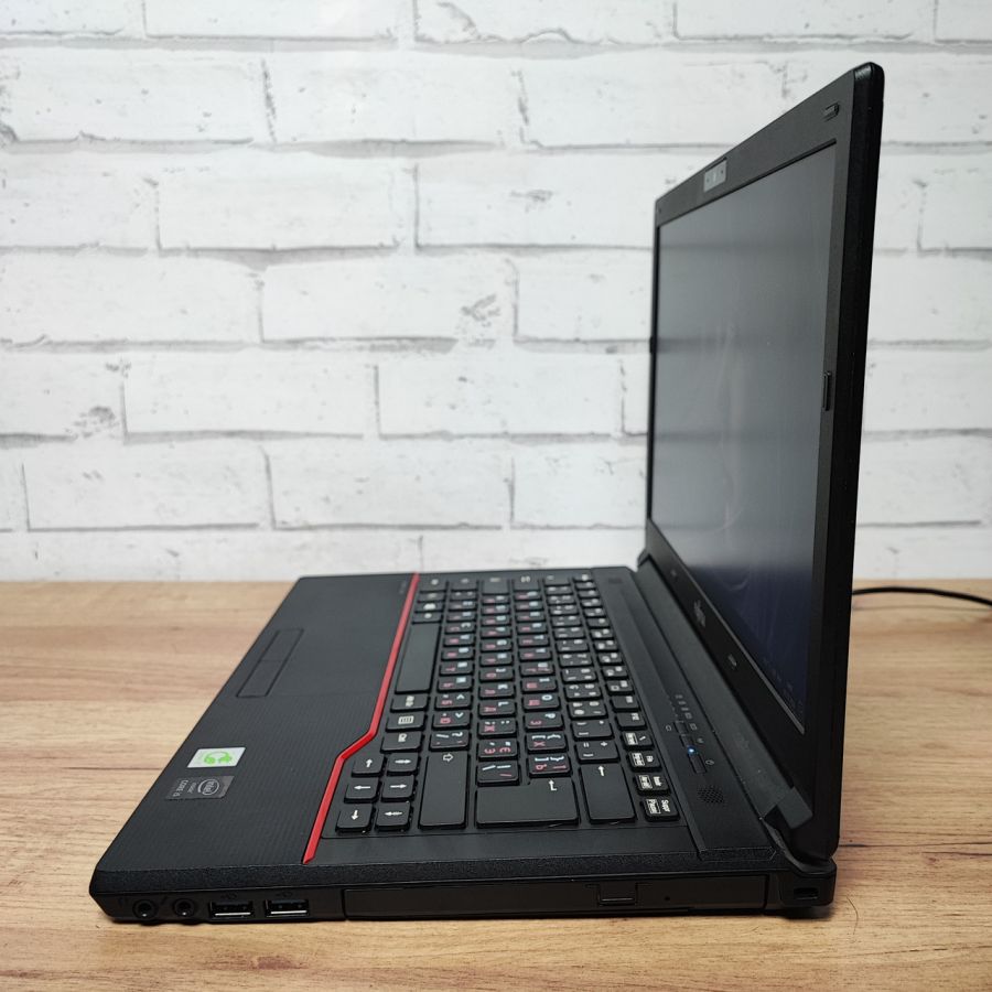 Уцінка! Ноутбук Б/В Fujitsu E544, Intel Core i5-4310M, DDR3 8 GB, SSD 128GB, 14" HD