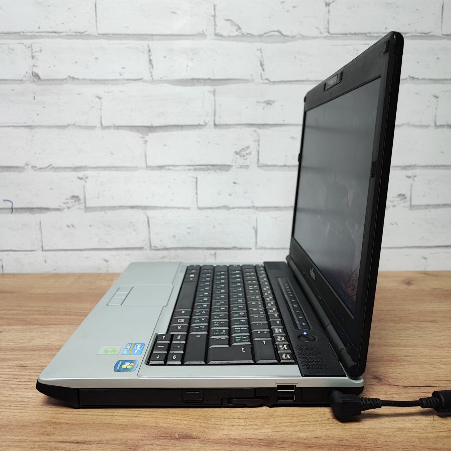 Уцінка! Ноутбук Б/В Fujitsu S781, Intel Core i5-2540M, DDR3 4 GB, HDD 320GB, 13.3" HD