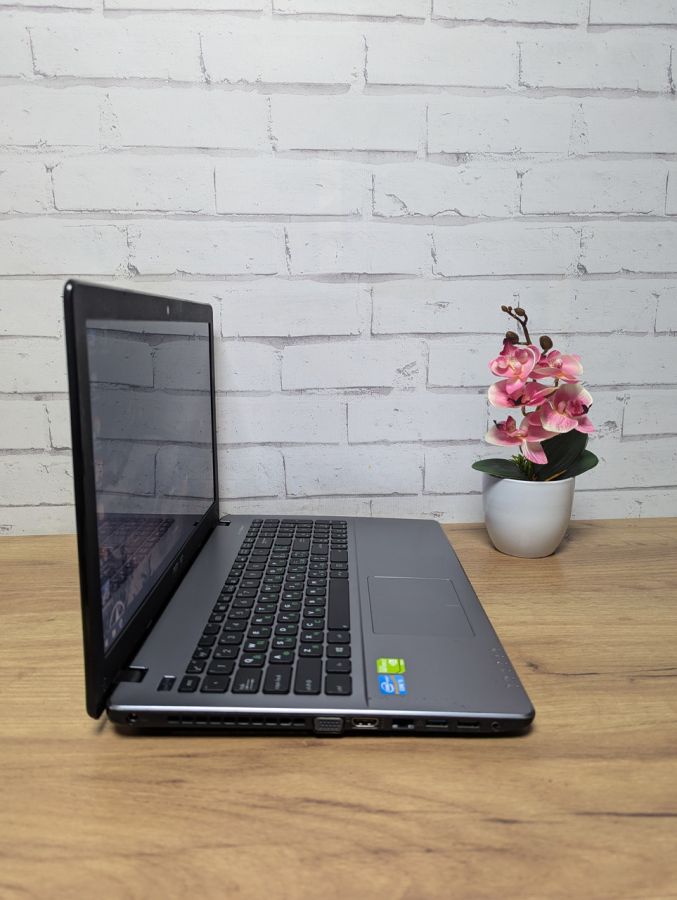 Ноутбук Б/В ASUS F550C, Intel Core i5-3337UM, DDR3 8 GB, SSD 128GB, NVIDIA GeForce GT 720M 2 Gb, 15.6"