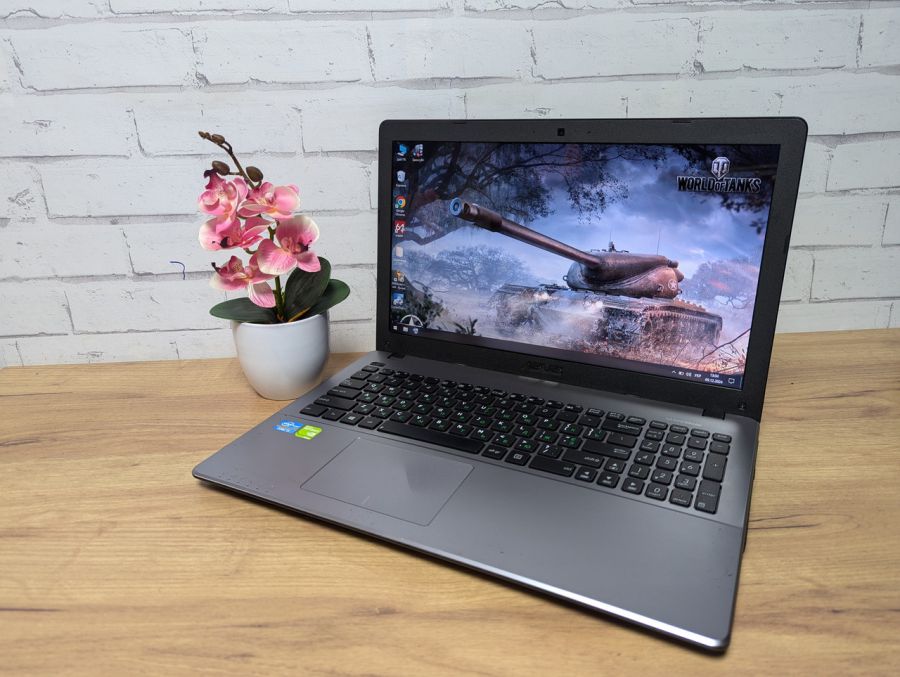 Ноутбук Б/В ASUS F550C, Intel Core i5-3337UM, DDR3 8 GB, SSD 128GB, NVIDIA GeForce GT 720M 2 Gb, 15.6"