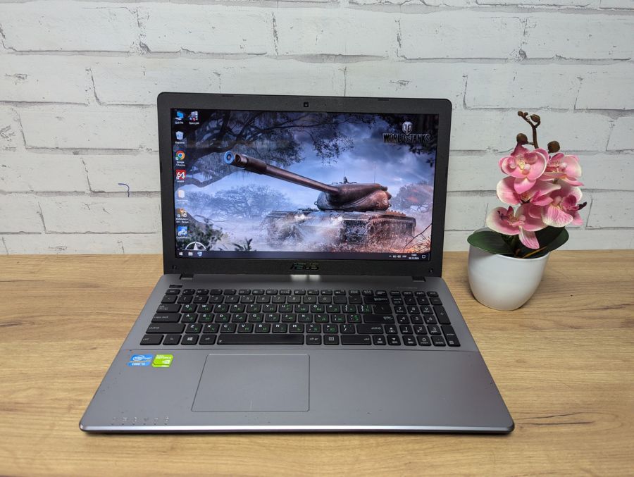 Ноутбук Б/В ASUS F550C, Intel Core i5-3337UM, DDR3 8 GB, SSD 128GB, NVIDIA GeForce GT 720M 2 Gb, 15.6"