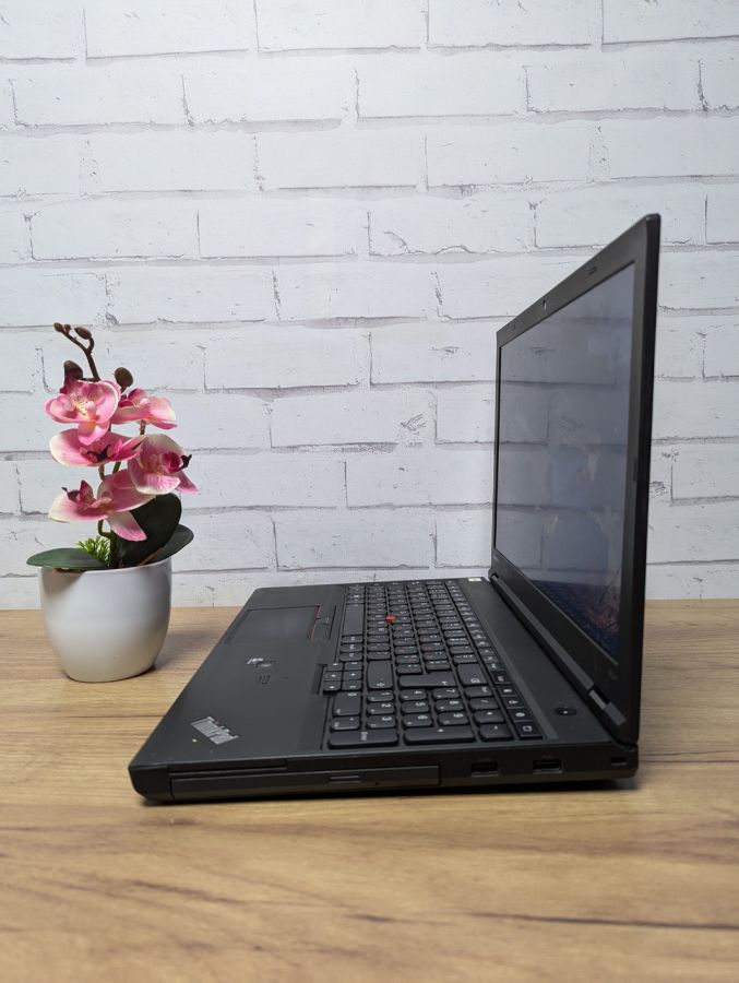 Ноутбук Б/В Lenovo W541, Intel Core i7-4810MQ, DDR3 12 GB, SSD 256GB, NVIDIA Quadro K2100M 2Gb, 15.6" Full HD