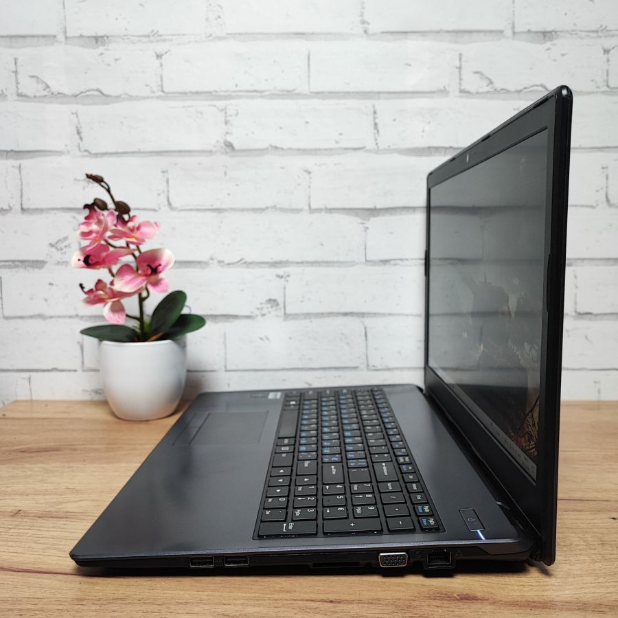Ноутбук Б/В BTO N250PU, Intel Pentium N4200, DDR3 4GB, SSD 128GB, 15.6" Full HD