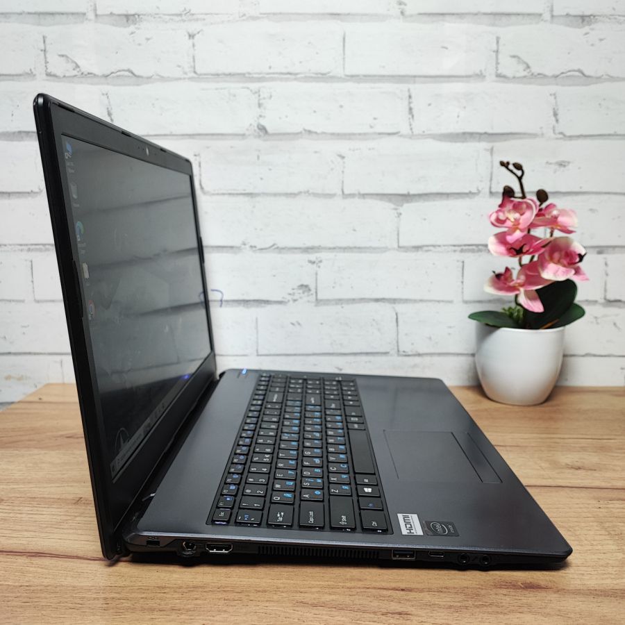 Ноутбук Б/В BTO N250PU, Intel Pentium N4200, DDR3 4 GB, SSD 128GB, 15.6" Full HD