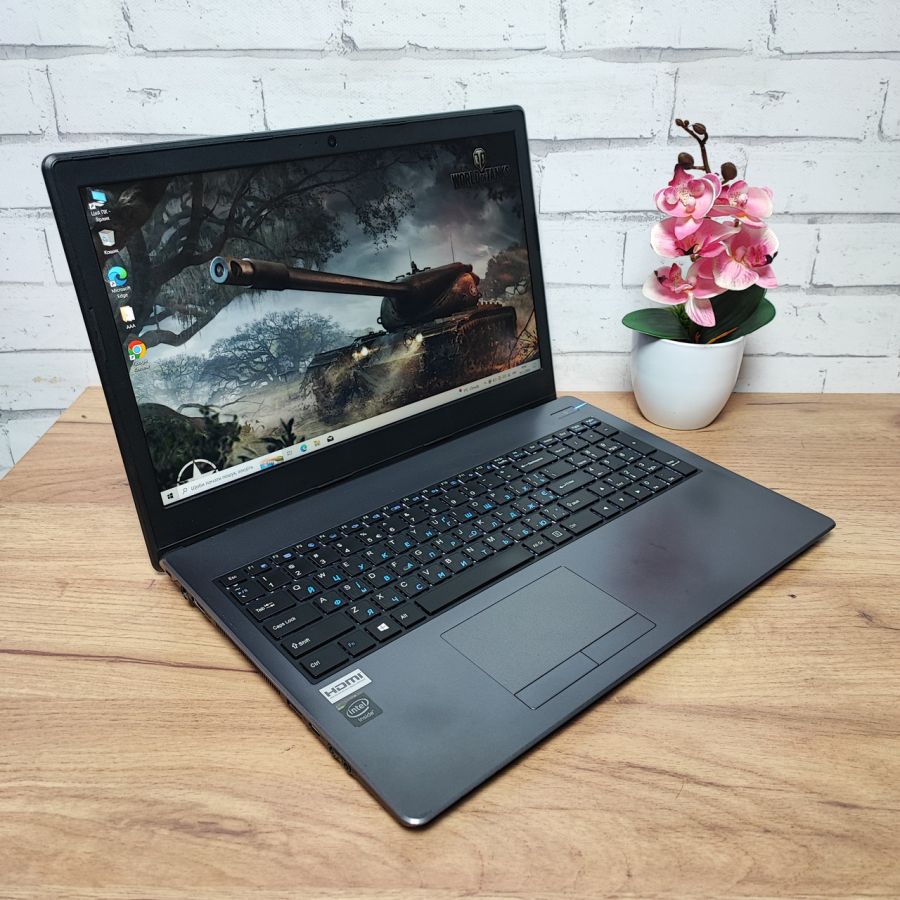 Ноутбук Б/В BTO N250PU, Intel Pentium N4200, DDR3 4GB, SSD 128GB, 15.6" Full HD