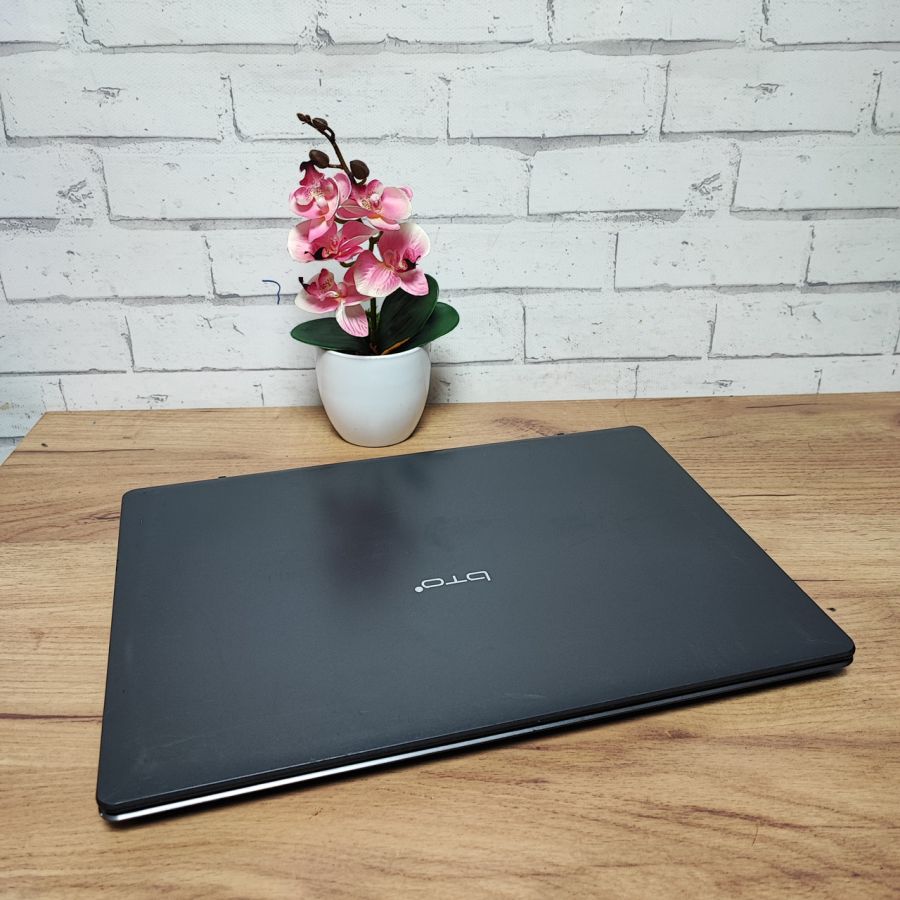 Ноутбук Б/В BTO N250PU, Intel Pentium N4200, DDR3 4 GB, SSD 128GB, 15.6" Full HD