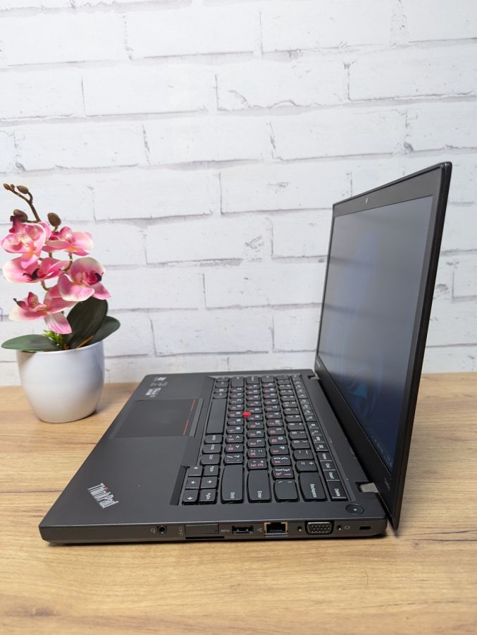 Уцінка! Ноутбук Б/В Lenovo ThinkPad T440S, Intel Core i5-4300U, DDR3 8 GB, SSD 128GB, 14" HD