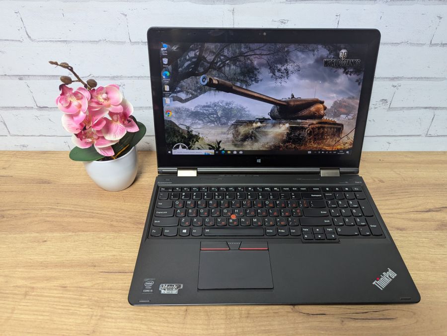 Ноутбук Б/В Lenovo Yoga 15, Intel Core i5-5200U, DDR3 8 GB, SSD 256GB, 15.6" Full HD Сенсор