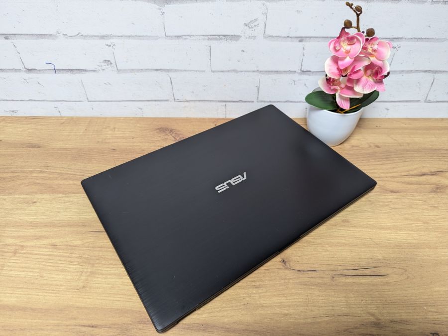 Ноутбук Б/В ASUS P2520L, Intel Core i3-4005U, DDR3 8 GB, SSD 128GB, 15.6" HD