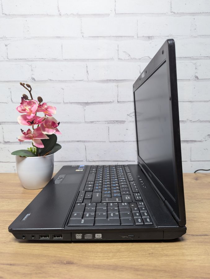 Уцінка! Ноутбук Б/В Toshiba Tecra A11-1HZ, Intel Core i3-380M, DDR3 8 GB, HDD 500GB, 15.6" HD