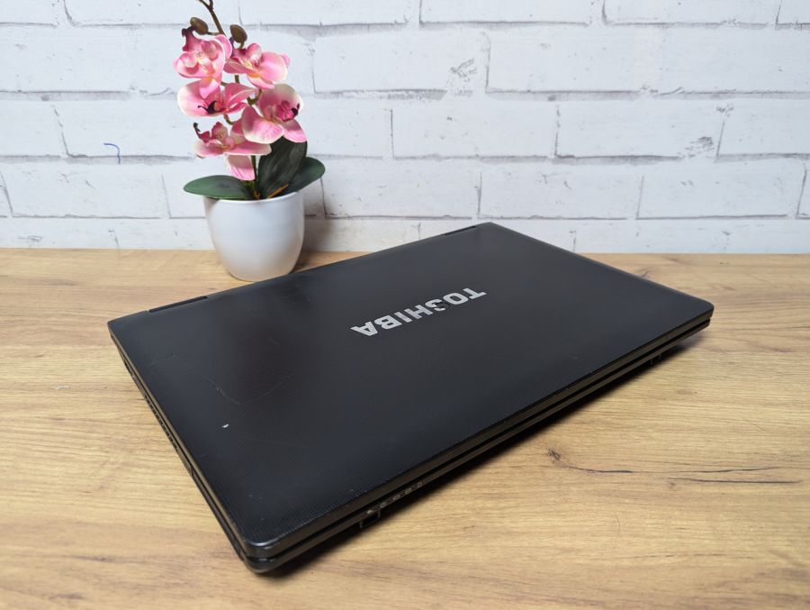 Уцінка! Ноутбук Б/В Toshiba Tecra A11-1HZ, Intel Core i3-380M, DDR3 8 GB, HDD 500GB, 15.6" HD