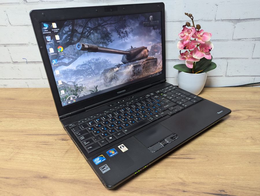 Уцінка! Ноутбук Б/В Toshiba Tecra A11-1HZ, Intel Core i3-380M, DDR3 8 GB, HDD 500GB, 15.6" HD