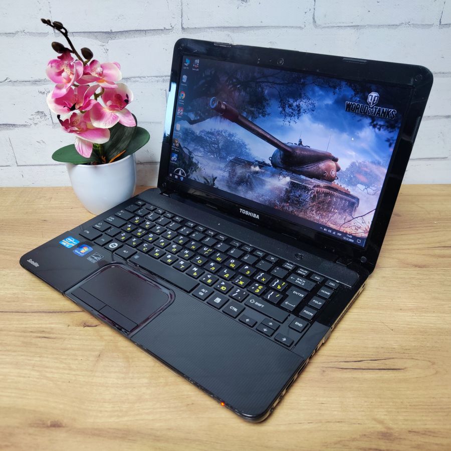 Ноутбук Б/В Toshiba Satellite L830-10D, Intel Core i3-2367M, DDR3 8GB, SSD 128GB, 12" HD