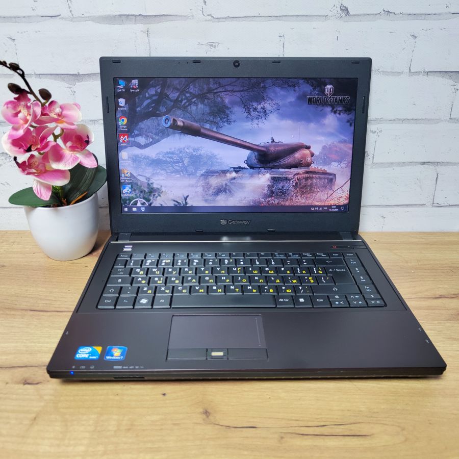 Ноутбук Б/В Gateway ZQ3B, Intel Core i3-350M, DDR3 8 GB, SSD 128GB, 17.3" HD