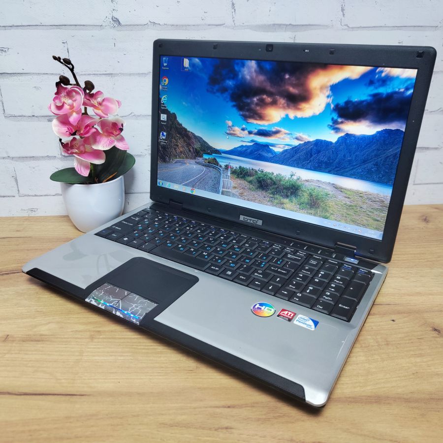Ноутбук Б/В MSI MS-1682, Intel Pentium T4500, DDR3 4 GB, HDD 500GB, AMD Radeon HD 4300, 15.6" HD