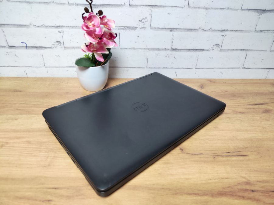 Ноутбук Б/В Dell Latitude E5540, Intel Core i5-4310U, DDR3 8 GB, SSD 128GB, GT 720M, 15.6" Full HD