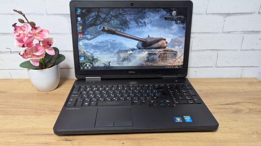 Ноутбук Б/В Dell E5540, Intel Core i3-4010U, DDR3 8GB, SSD 128GB, 15.6" HD