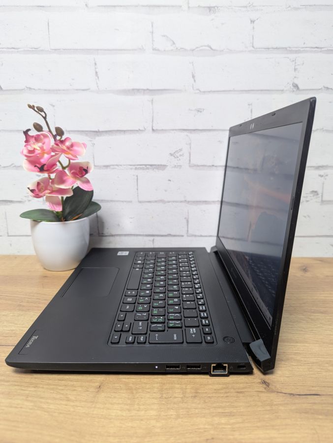 Ноутбук Б/В DynaBook Tecra A40-G-18H, Intel Core i3-10110U, SSD 500GB, 14" HD