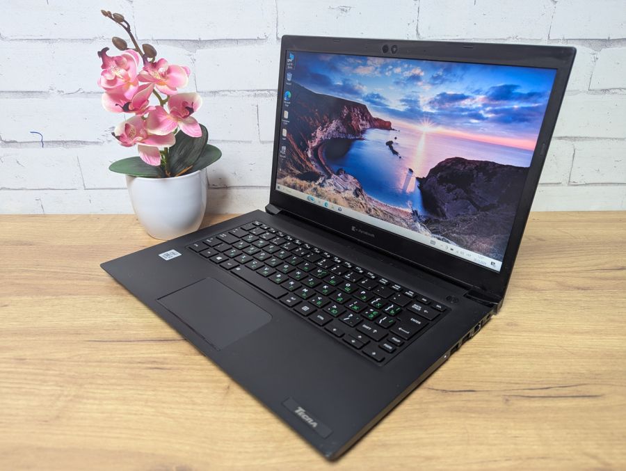 Ноутбук Б/В DynaBook Tecra A40-G-18H, Intel Core i3-10110U, SSD 500GB, 14" HD