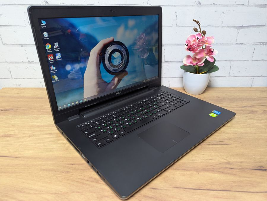 Ноутбук Б/В Dell P26E, Intel Core i5-4210U, DDR3 8GB, SSD 128GB, NVIDIA GeForce 840M 2GB, 17"