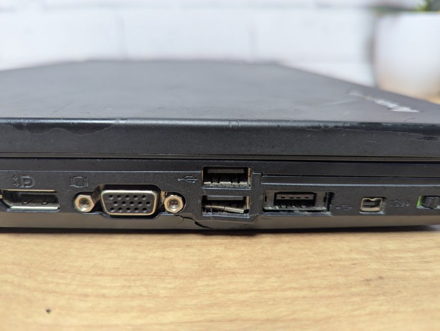 Ноутбук Б/В Lenovo ThinkPad T520, Intel Core i5-2520M, DDR3, SSD 128GB, 15.6" HD