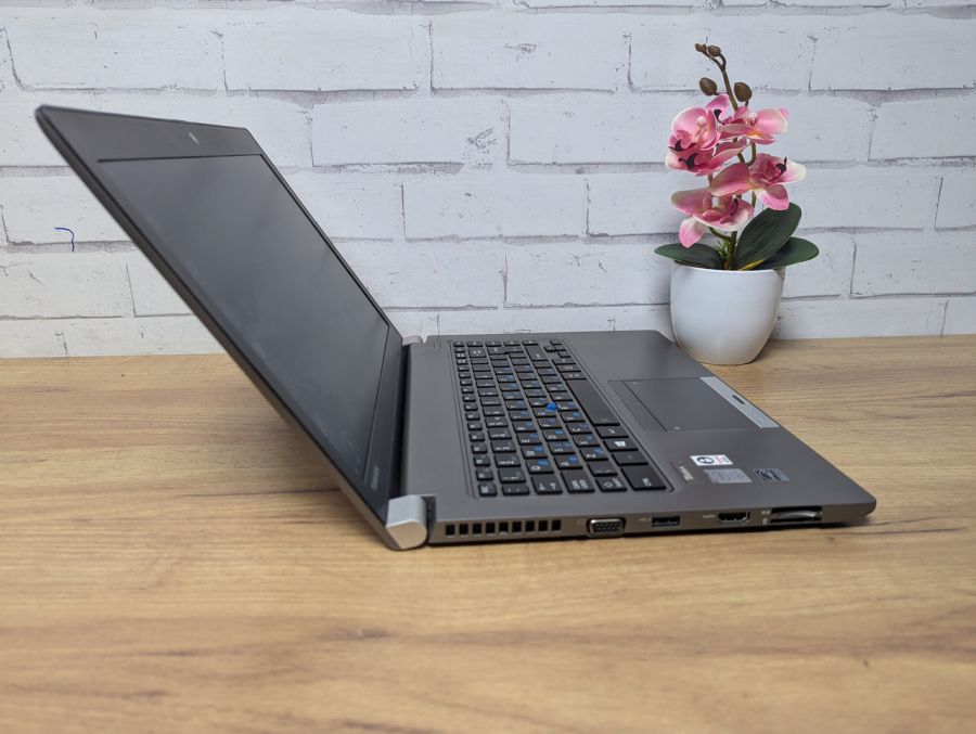 Ноутбук Б/В Toshiba Z40-A-187, Intel Core i5-4310U, DDR3 8 GB, SSD 128GB, 14" HD