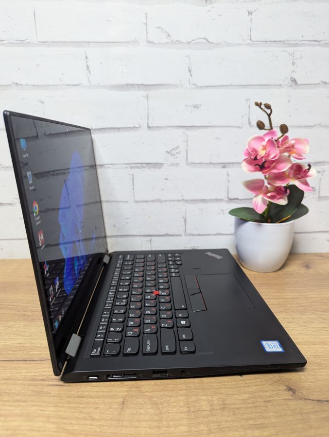 Ноутбук Б/В Lenovo ThinkPad X390 Yoga, Intel Core i5-8265U, DDR3, SSD 256GB, 13" Full HD Сенсор